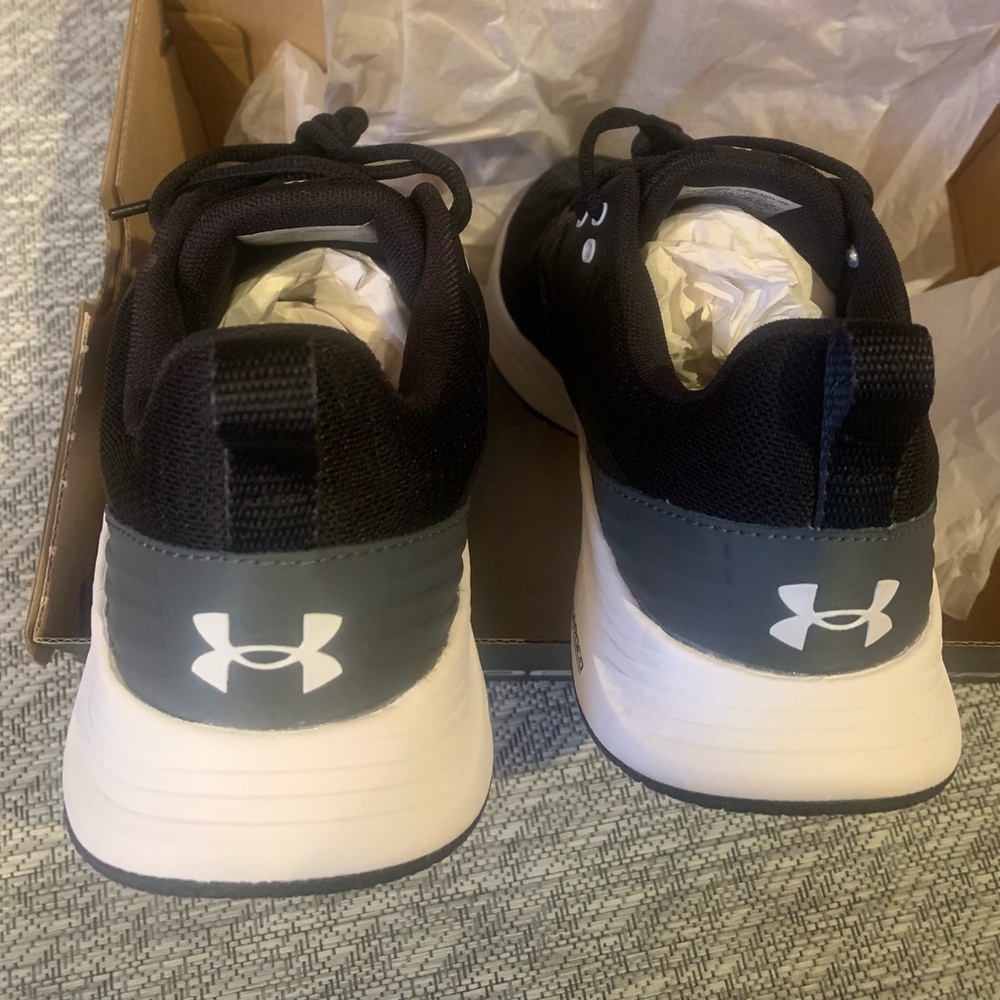Under Armour Charged Breathe TR 3 Women's shoes, size 9.5 NWT, blk/white - Picture 10 of 16
